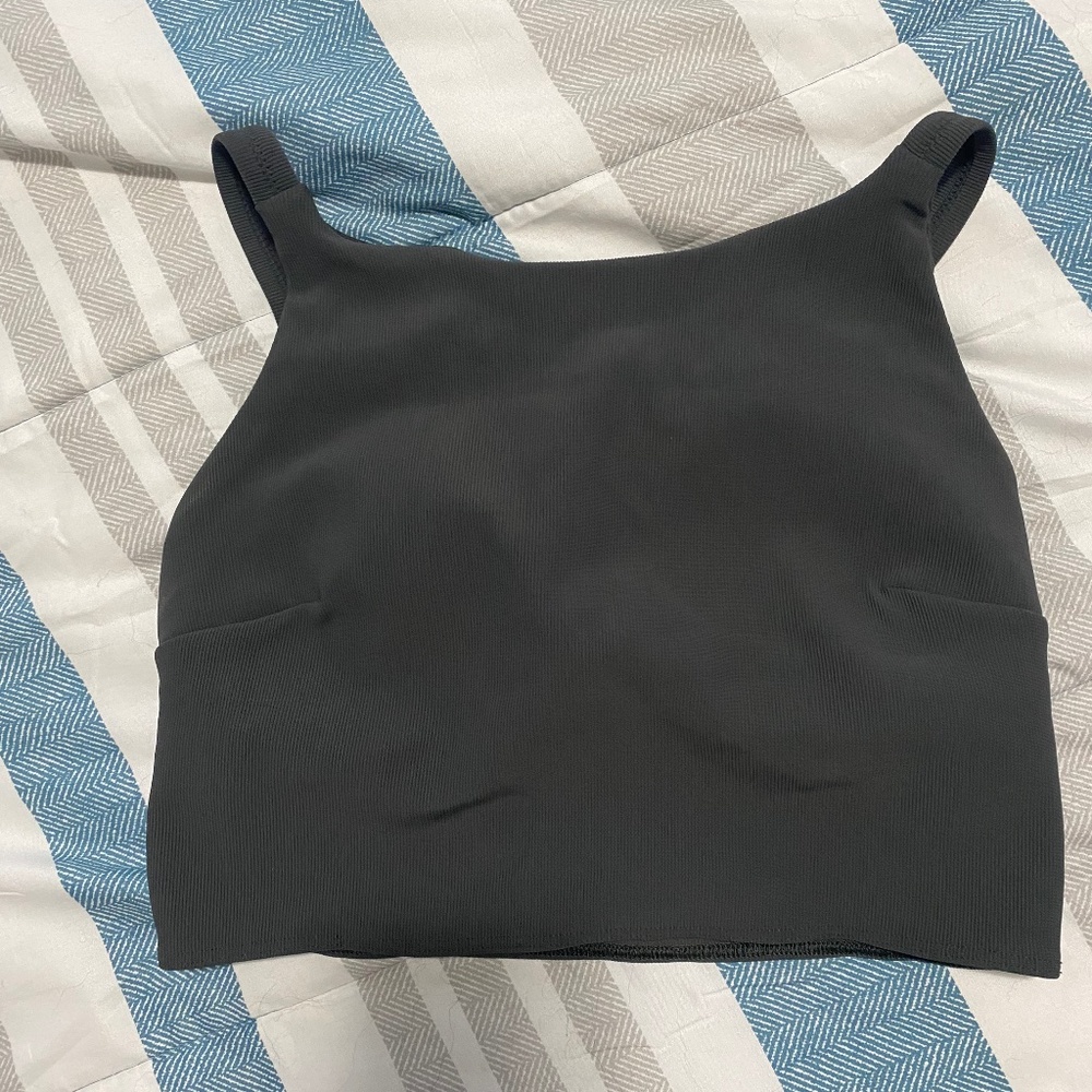 Lulu lemon sports bra - Picture 1 of 4